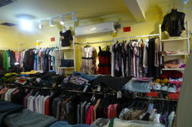 羅定信誠(chéng)外貿(mào)服飾 秋冬新品隆重上市，夏季清倉(cāng)大減價(jià)火熱進(jìn)行中